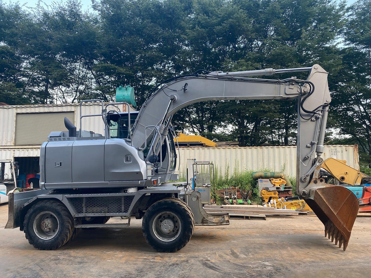 古道具　貴重 新車納入実績】日立建機ミニ油圧ショベル「ZX55UR-5B」のご紹介