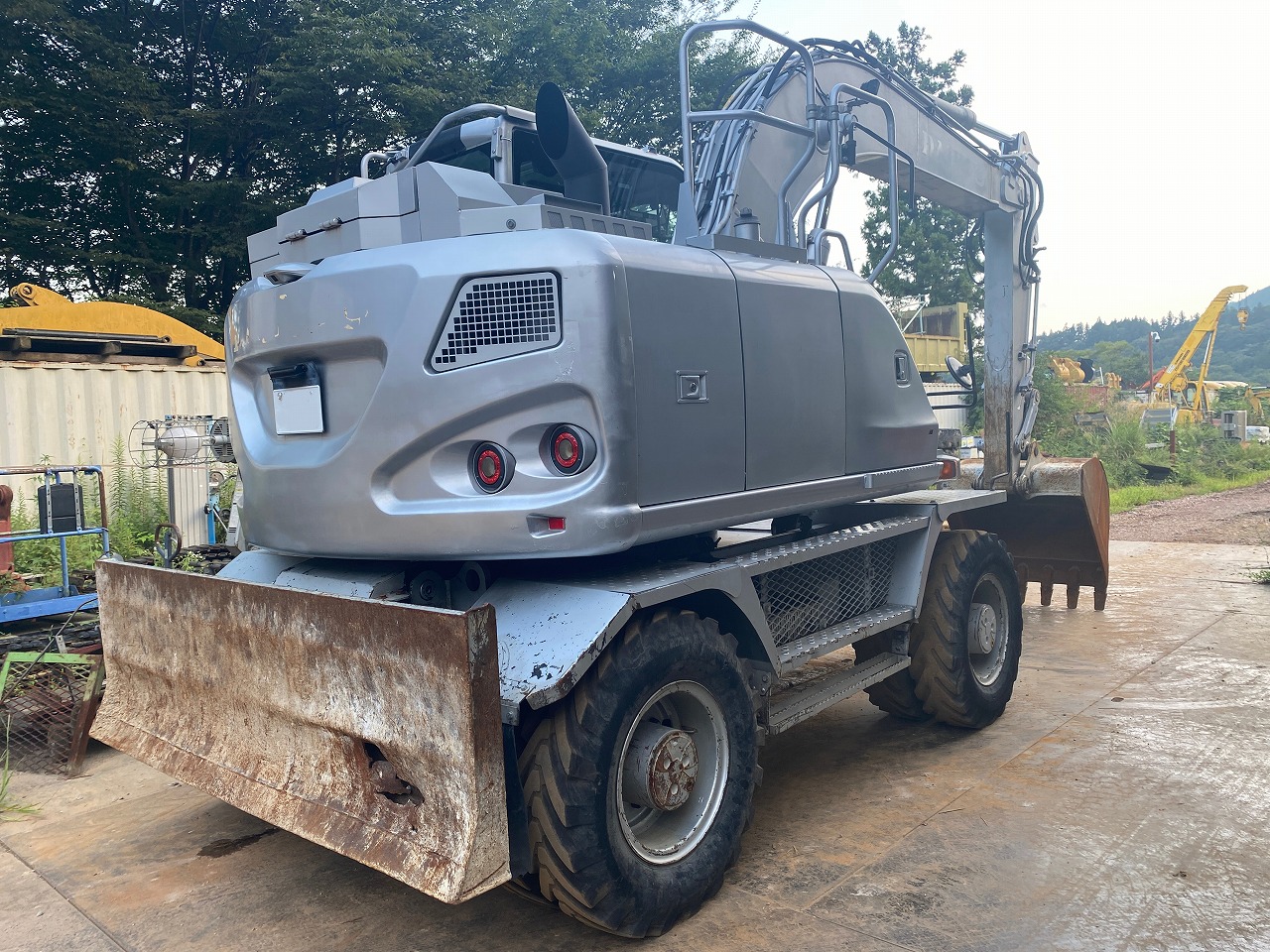 古道具　貴重 ZX125W-6 ▻ 中古重機・中古建機ならR Engineering Trading 中古建機