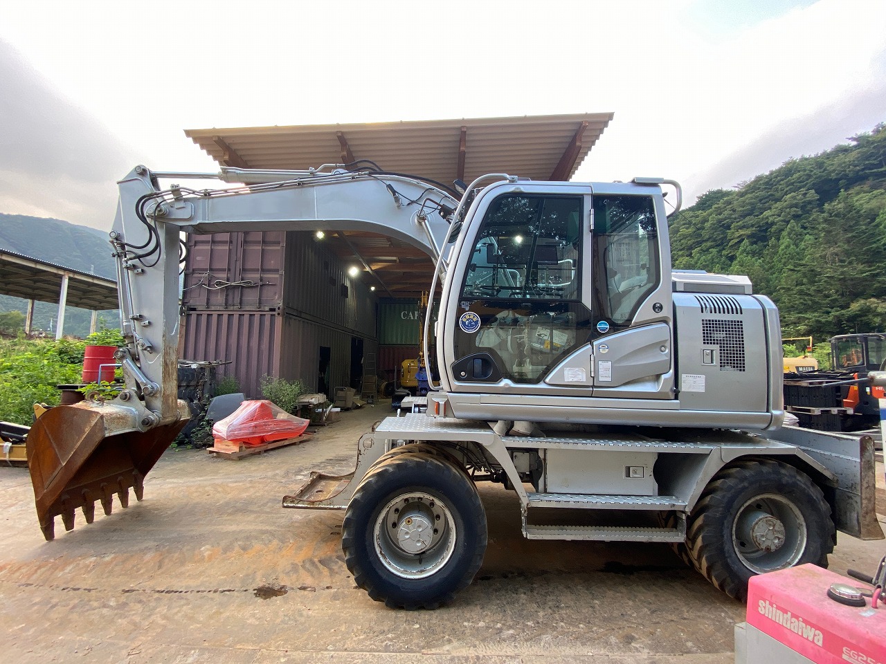 ZX125W-6 ▻ 中古重機・中古建機ならR Engineering Trading 中古建機